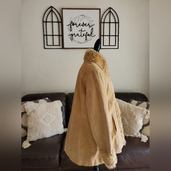 Vintage 90's Y2K Retro Embroidered Leather Coat With Faux Fur Trim Size 1X Retro - Picture 10 of 12